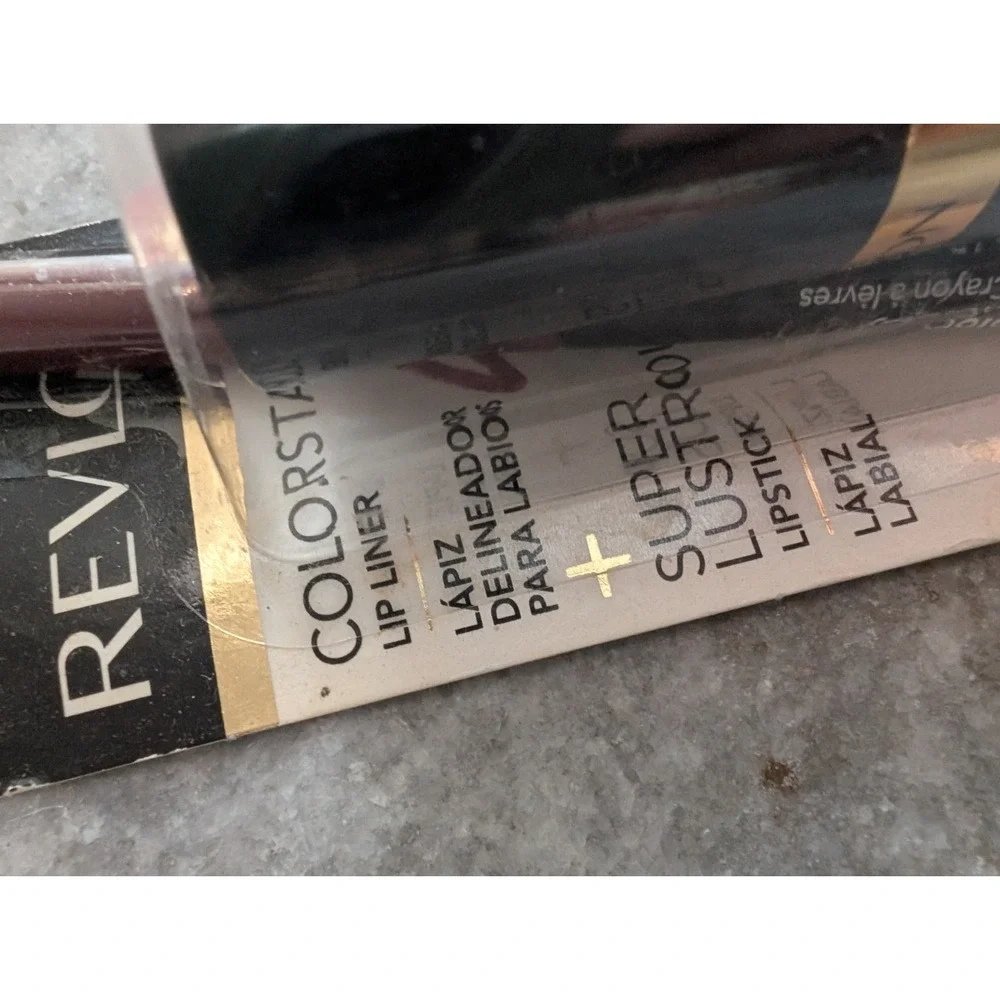 Revlon Bonus Super Lustrous Lipstick with ColorStay Lipliner PLUM #665 NEW